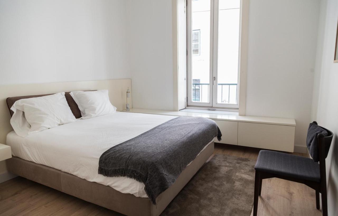 Classy 2Bdr Apartment In Downtown By Lovelystay Лиссабон Экстерьер фото