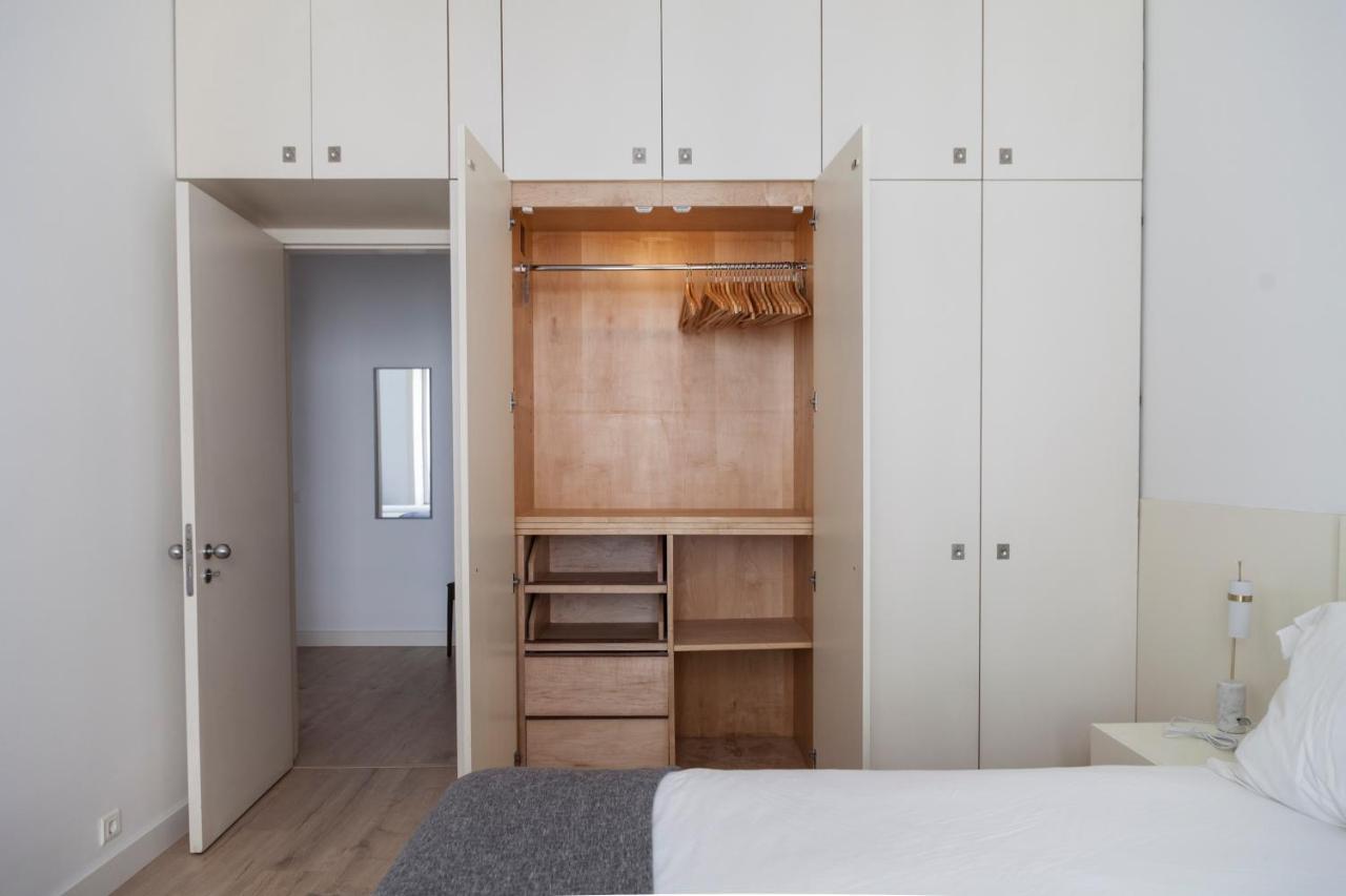 Classy 2Bdr Apartment In Downtown By Lovelystay Лиссабон Экстерьер фото